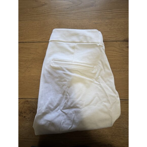 Old Navy Pants Women's Size 10 White High Rise Pixie Secret Smooth Pockets - Picture 13 of 14